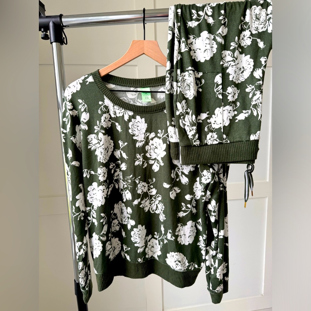 Honeydew XL set - green floral